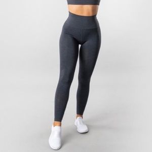 Alphalete Revival Leggings